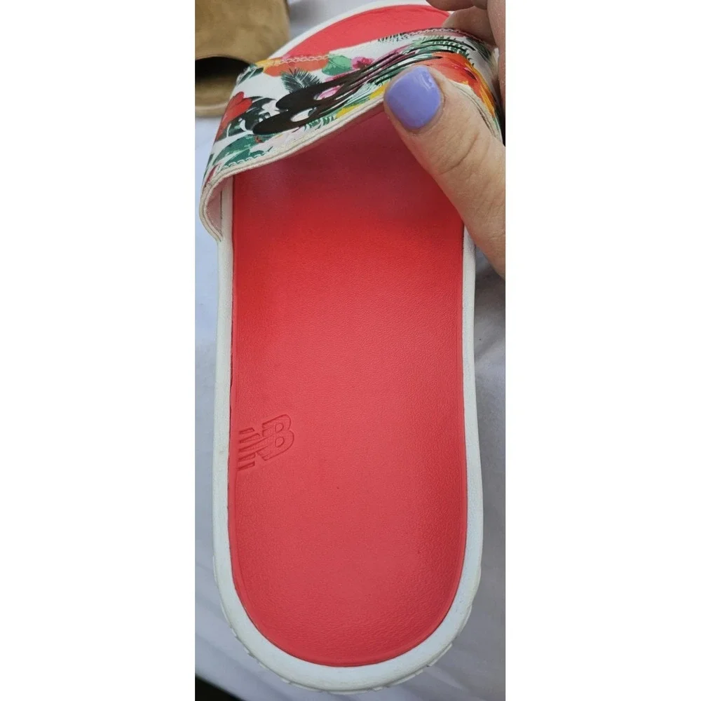 New Balance 200 V1 Women's Size 12 Slide Sandal Floral Logo Print White Slip On - Picture 7 of 11